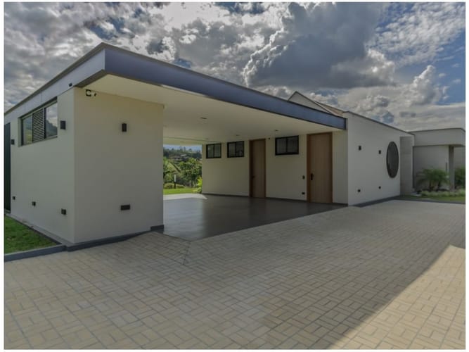 Casa de 3 alcobas en venta en Llano Grande, Rionegro, 463 m² · foto 10 de 24