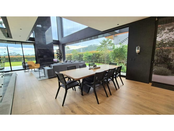 Casa de 3 alcobas en venta en Vía Las Palmas, Envigado, 430 m² · foto 14 de 21