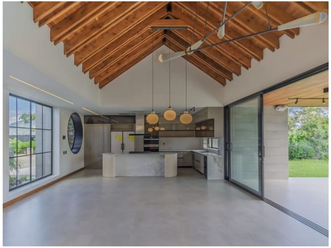 Casa de 3 alcobas en venta en Llano Grande, Rionegro, 463 m² · foto 13 de 24