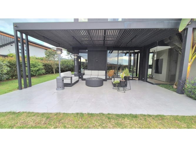 Casa de 3 alcobas en venta en Vía Las Palmas, Envigado, 430 m² · foto 17 de 21