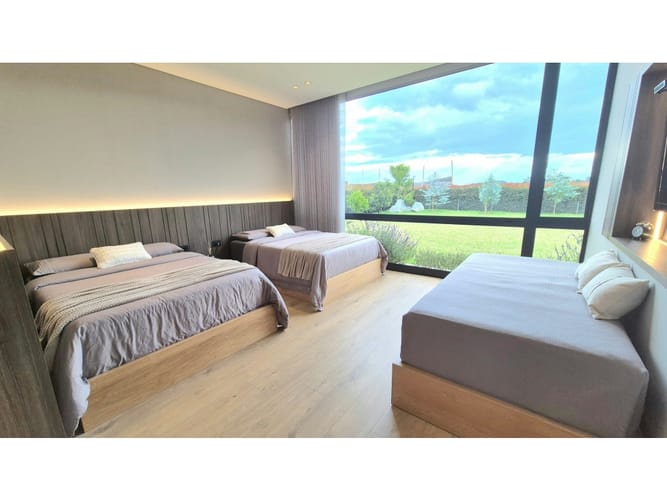Casa de 3 alcobas en venta en Vía Las Palmas, Envigado, 430 m² · foto 18 de 21