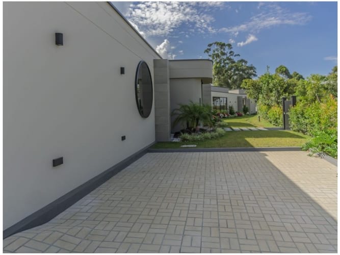 Casa de 3 alcobas en venta en Llano Grande, Rionegro, 463 m² · foto 17 de 24