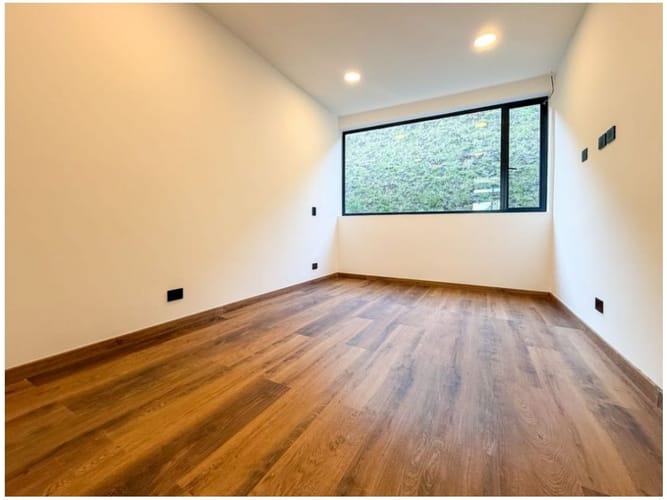 Casa de 3 alcobas en venta en Vía Las Palmas, Envigado, 316 m² · foto 19 de 24