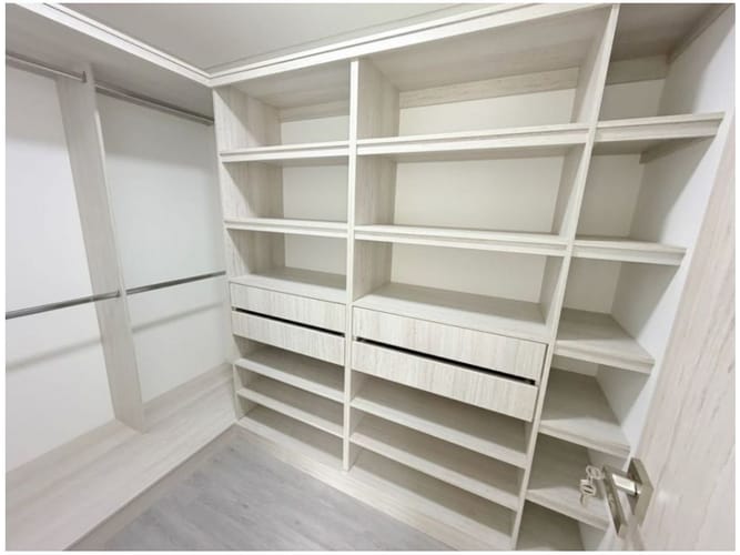 Apartamento en venta en Las Lomas No.1, Medellín · foto 9 de 10