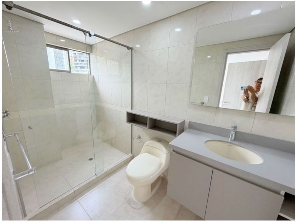 Apartamento en venta en Las Lomas No.1, Medellín · foto 10 de 10