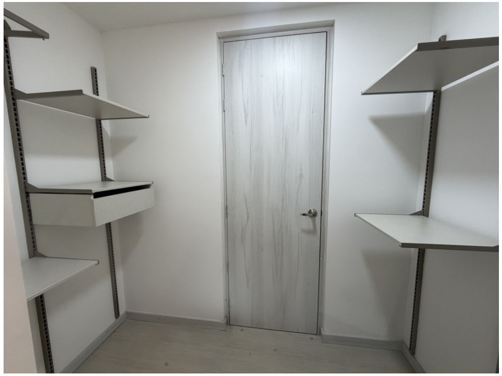 Apartamento en venta en Castropol, Medellín · foto 7 de 23
