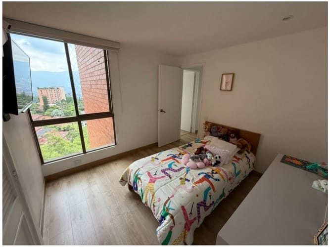 Apartamento de 3 alcobas en venta en Urbanizacion Gualcala, Medellín, 103 m² · foto 18 de 23