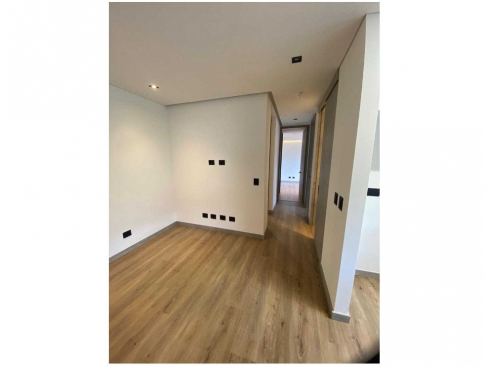 Apartamento en venta en Obrero, Envigado · foto 7 de 18