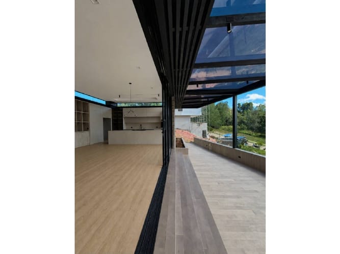 Casa de 3 alcobas en venta en Vía Las Palmas, Envigado, 1009 m² · foto 11 de 23