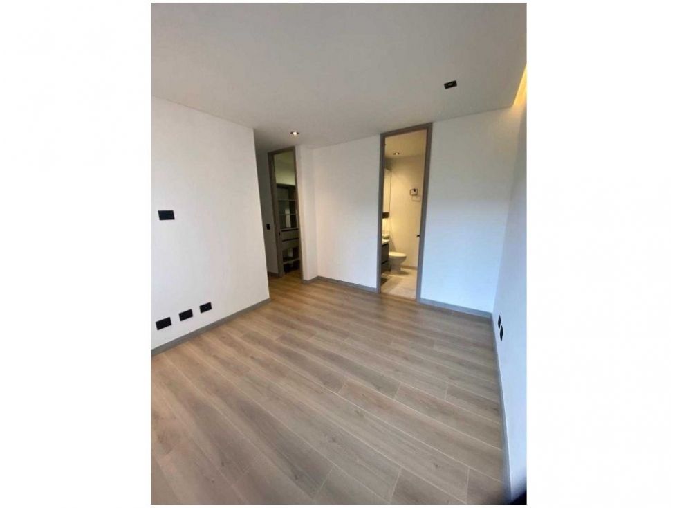 Apartamento en venta en Obrero, Envigado · foto 10 de 18