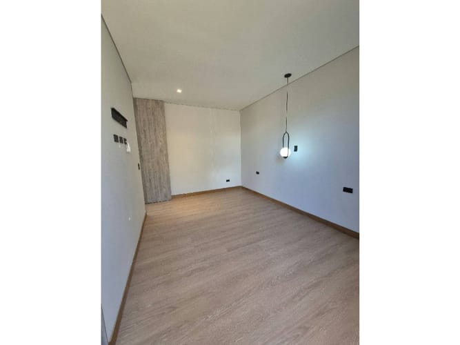 Casa de 3 alcobas en venta en Vía Las Palmas, Envigado, 1009 m² · foto 16 de 23