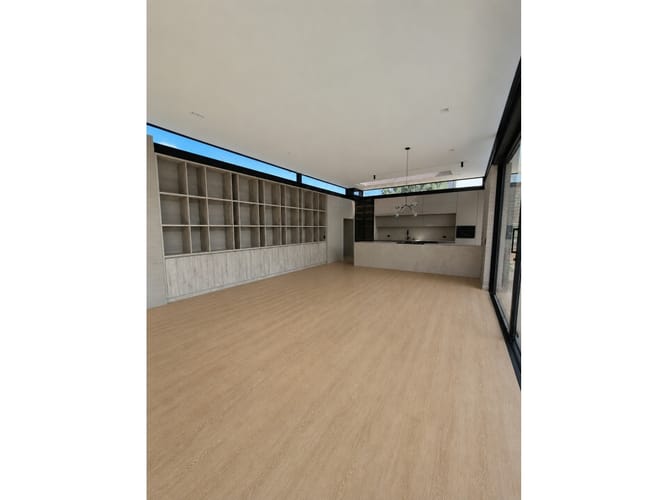 Casa de 3 alcobas en venta en Vía Las Palmas, Envigado, 1009 m² · foto 21 de 23