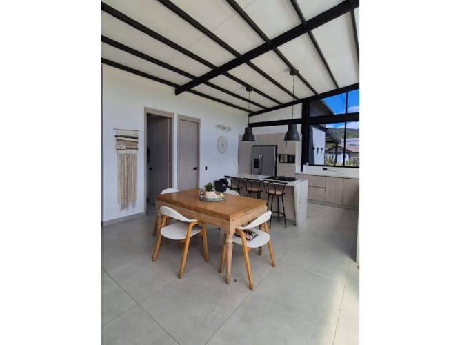 Casa de 3 alcobas en venta en Carrizales, Envigado, 260 m² · foto 7 de 24