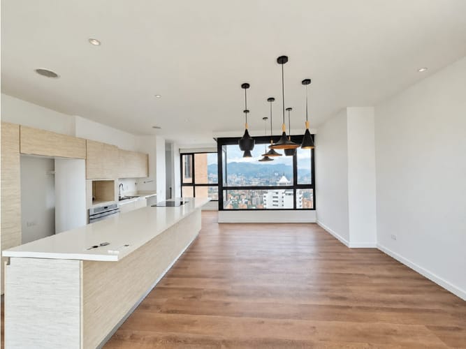 Apartamento de 3 alcobas en venta en San Lucas, Medellín, 242 m² · foto 16 de 24