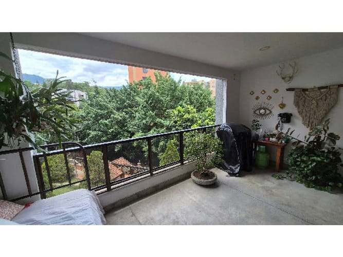 Apartamento en venta en La Frontera, Medellín · foto 8 de 21