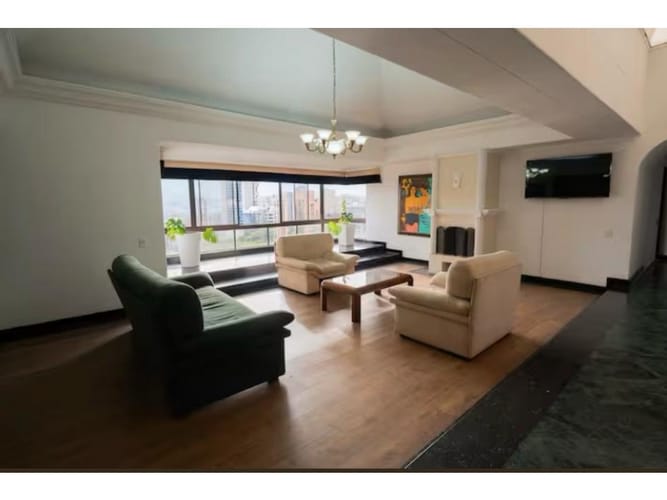 Apartamento en venta en Las Lomas No.1, Medellín · foto 11 de 19