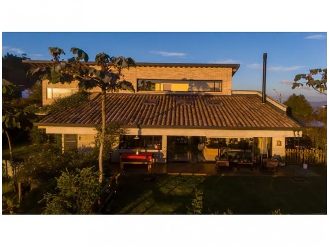 Casa de 3 alcobas en venta en Loma Del Escobero, El Retiro, 1821 m² · foto 22 de 24