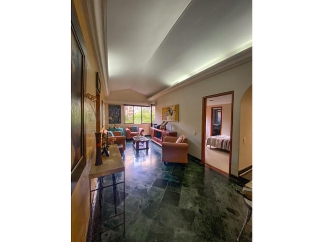 Apartamento en venta en Las Lomas No.1, Medellín · foto 16 de 19