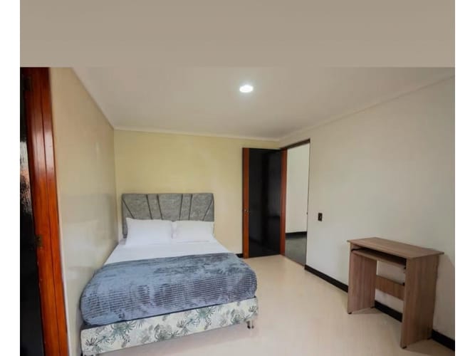 Apartamento en venta en Las Lomas No.1, Medellín · foto 17 de 19