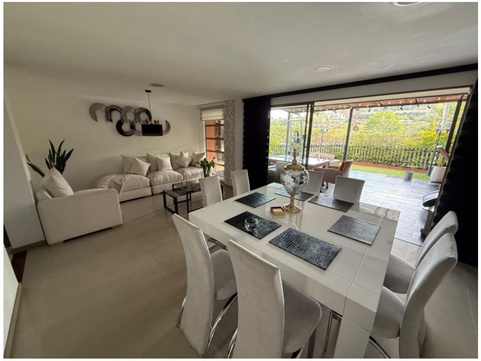 Casa en venta en Zona Centro, Envigado · foto 3 de 7
