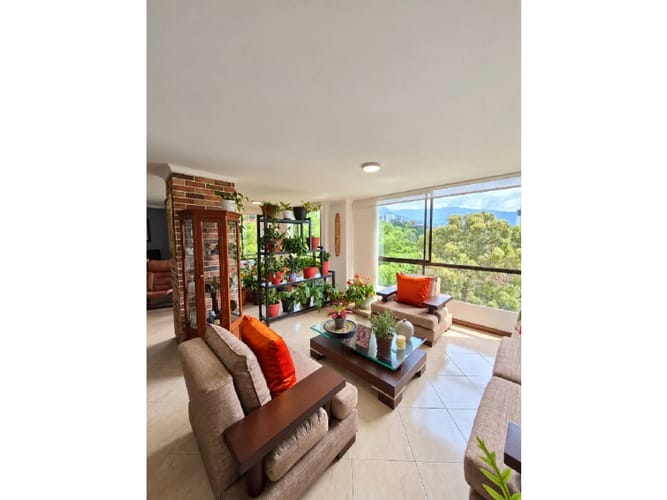 Apartamento en venta en El Poblado, Medellín · foto 3 de 22