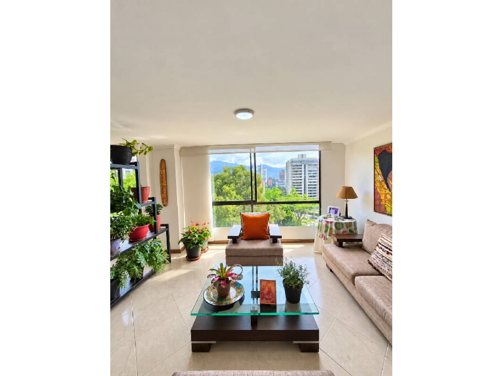 Apartamento en venta en El Poblado, Medellín · foto 4 de 22