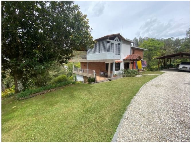 Casa de 3 alcobas en venta en El Retiro, 305 m² · foto 5 de 24