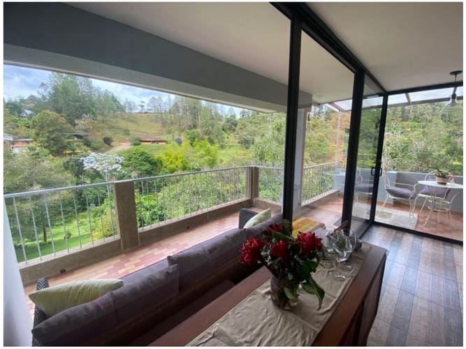 Casa de 3 alcobas en venta en El Retiro, 305 m² · foto 18 de 24