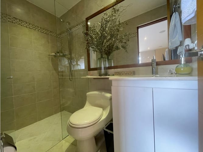 Apartamento de 3 alcobas en venta en El Poblado, Medellín, 110 m² · foto 4 de 24