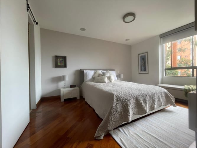Apartamento de 3 alcobas en venta en El Poblado, Medellín, 110 m² · foto 8 de 24