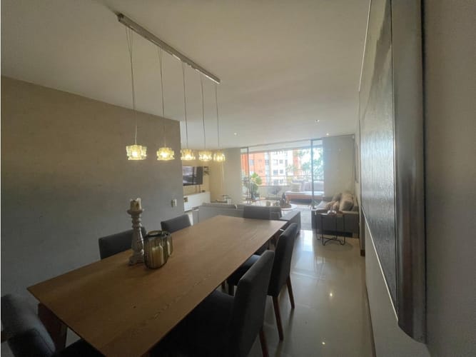 Apartamento de 3 alcobas en venta en El Poblado, Medellín, 110 m² · foto 12 de 24