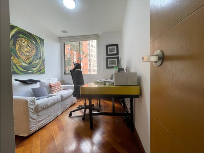 Apartamento de 3 alcobas en venta en El Poblado, Medellín, 110 m² · foto 22 de 24