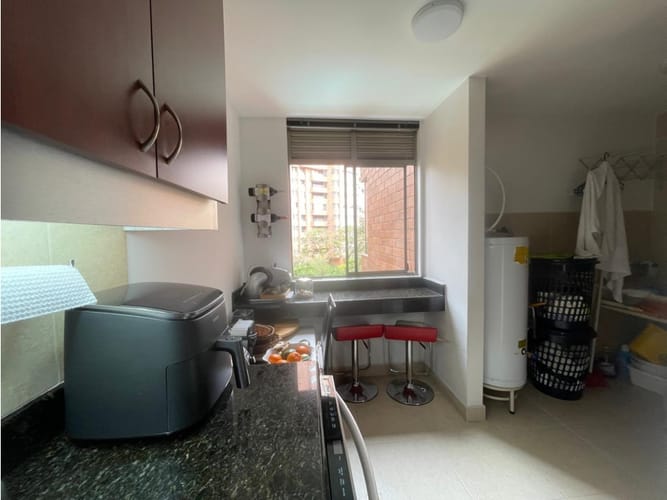 Apartamento de 3 alcobas en venta en El Poblado, Medellín, 110 m² · foto 23 de 24