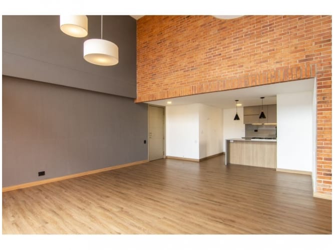 Apartamento de 3 alcobas en venta en Los Balsos, Medellín, 200 m² · foto 3 de 24