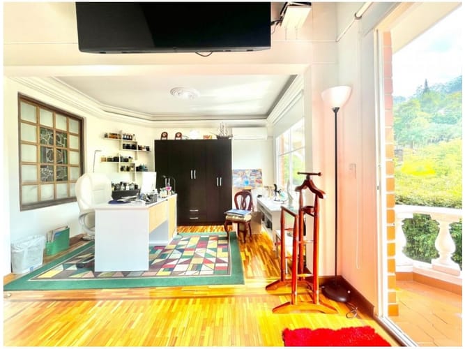 Casa de 4 alcobas en venta en Las Palmas, Medellín, 261 m² · foto 9 de 20