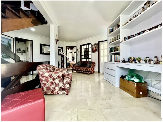 Casa de 4 alcobas en venta en Las Palmas, Medellín, 261 m² · foto 11 de 20