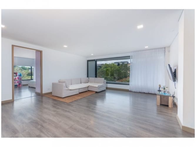 Casa de 5 alcobas en venta en Vía Las Palmas, Medellín · foto 12 de 15