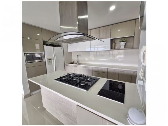 Apartamento de 3 alcobas en venta en Loma Del Chocho, El Retiro, 169 m² · foto 5 de 17