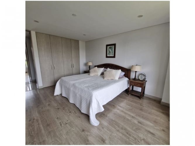 Apartamento de 3 alcobas en venta en Loma Del Chocho, El Retiro, 169 m² · foto 10 de 17