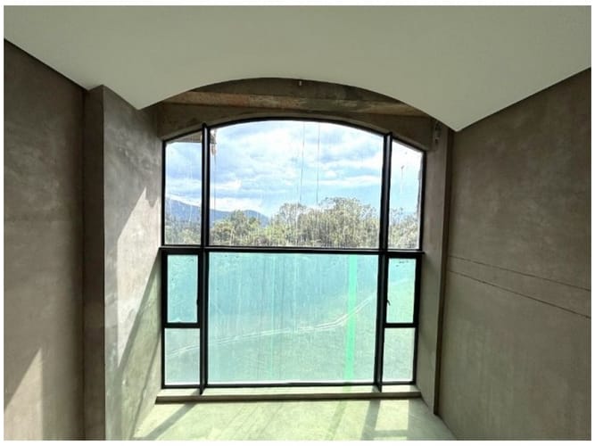 Apartaestudio en venta en Loma Del Chocho, Envigado, 84 m² · foto 2 de 20