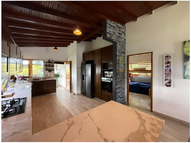 Finca en venta en Piedras Blancas, Guarne, 300 m² · foto 7 de 24
