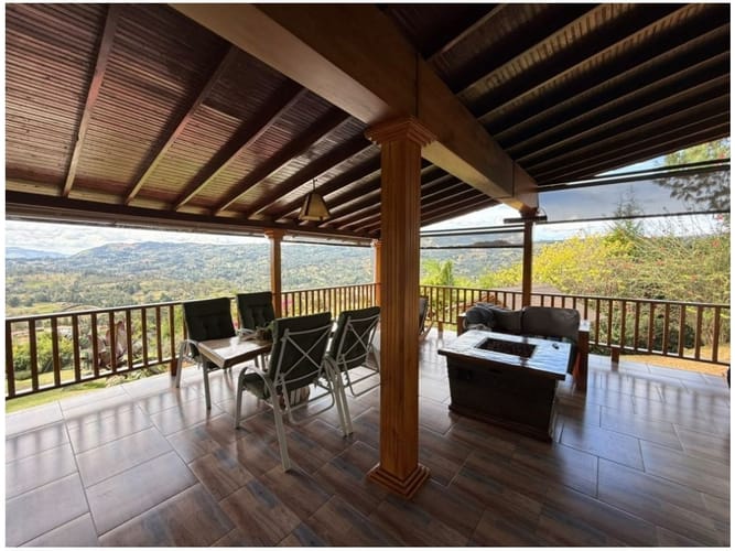 Finca en venta en Piedras Blancas, Guarne, 300 m² · foto 14 de 24