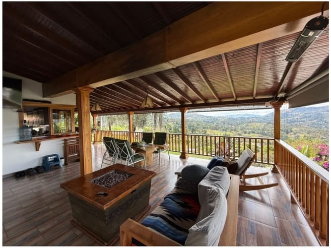 Finca en venta en Piedras Blancas, Guarne, 300 m² · foto 18 de 24