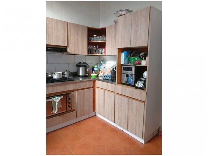 Casa de 6 alcobas en venta en Laureles, Medellín, 290 m² · foto 2 de 11