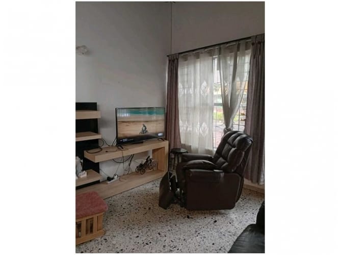 Casa de 6 alcobas en venta en Laureles, Medellín, 290 m² · foto 4 de 11