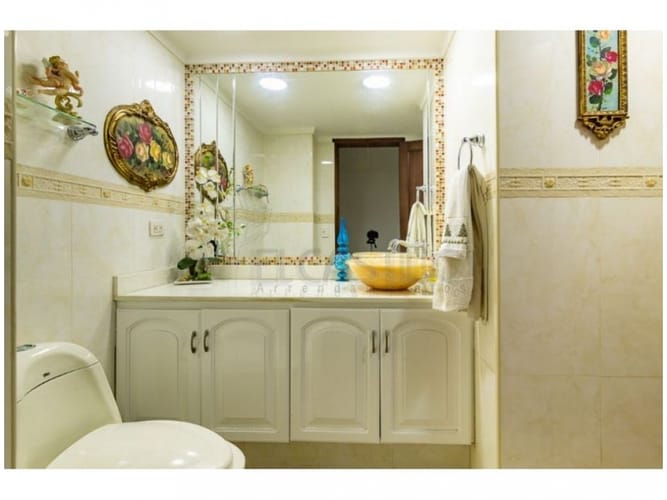 Apartamento de 6 alcobas en venta en Altos Del Poblado, Medellín, 450 m² · foto 13 de 23