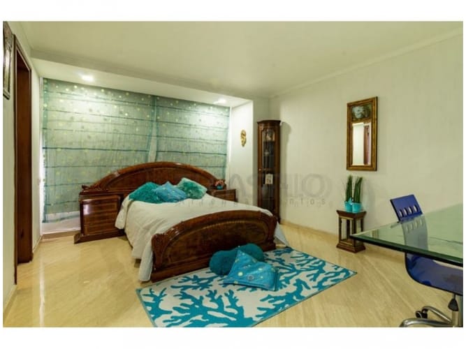 Apartamento de 6 alcobas en venta en Altos Del Poblado, Medellín, 450 m² · foto 14 de 23