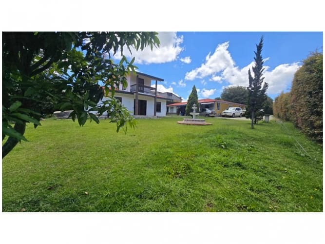 Finca en venta en Guarne, 300 m² · foto 4 de 13