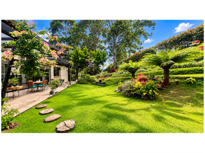 Casa de 3 alcobas en venta en Escobero, Envigado, 330 m² · foto 6 de 24