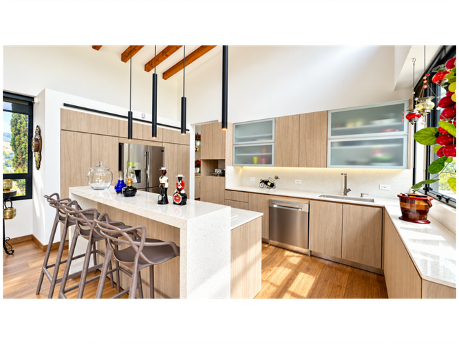 Casa de 3 alcobas en venta en Escobero, Envigado, 330 m² · foto 13 de 24